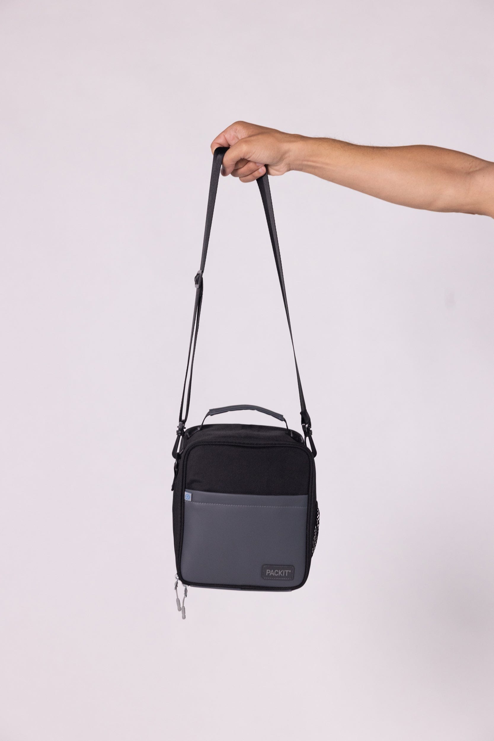 freezable-upright-lunch-box-y2 freezable-upright-lunch-box-black-gray-product-only_edit.jpg